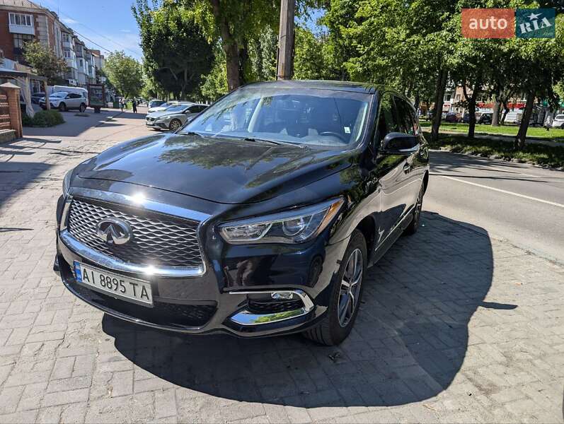 Внедорожник / Кроссовер Infiniti QX60 2018 в 