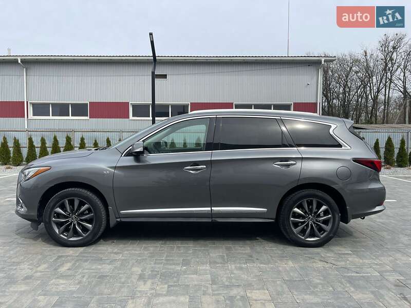 Позашляховик / Кросовер Infiniti QX60 2017 в Луцьку
