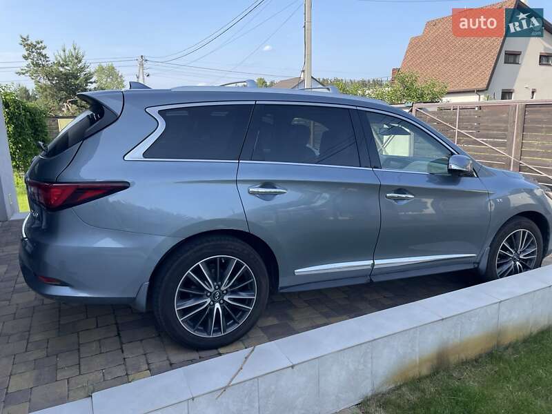 Позашляховик / Кросовер Infiniti QX60 2017 в Києві