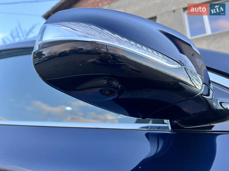 Внедорожник / Кроссовер Infiniti QX60 2017 в Ивано-Франковске