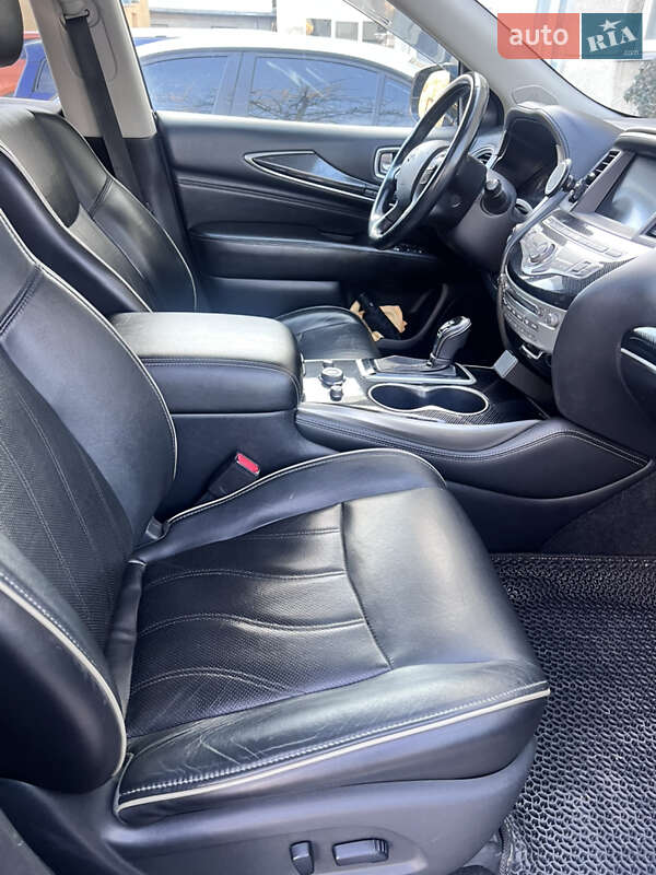 Внедорожник / Кроссовер Infiniti QX60 2017 в Ивано-Франковске