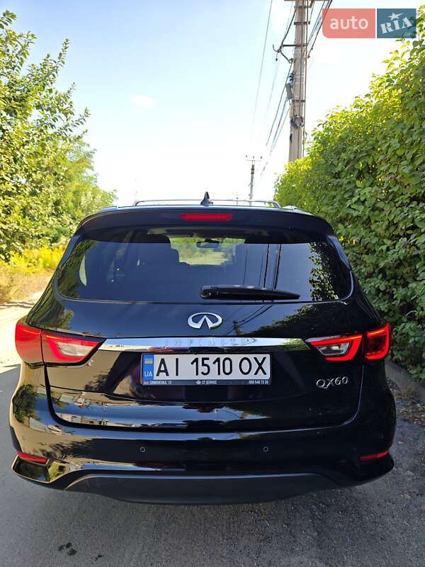 Внедорожник / Кроссовер Infiniti QX60 2016 в Киеве