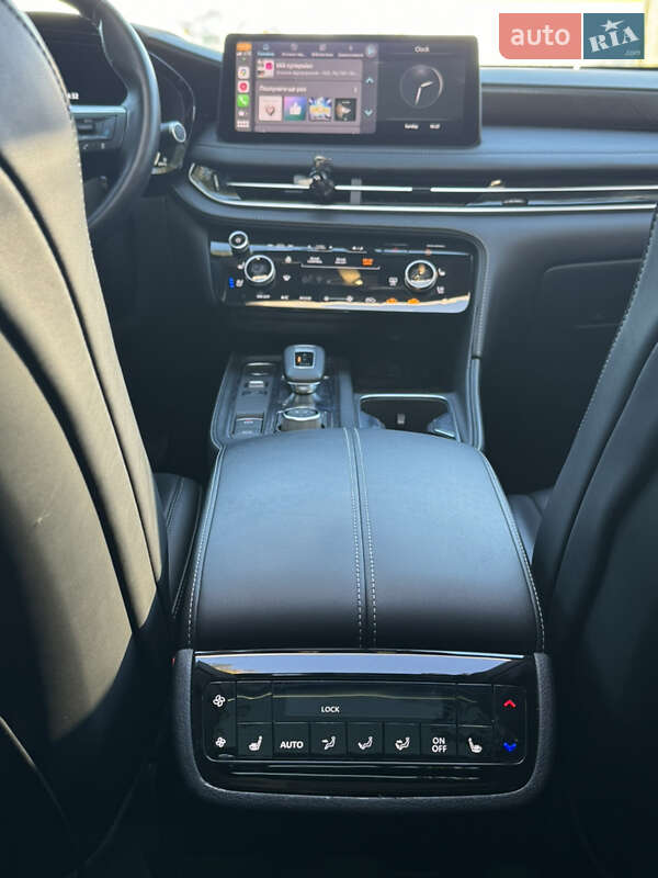 Внедорожник / Кроссовер Infiniti QX60 2022 в Киеве