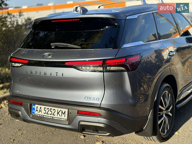 Внедорожник / Кроссовер Infiniti QX60 2022 в Киеве