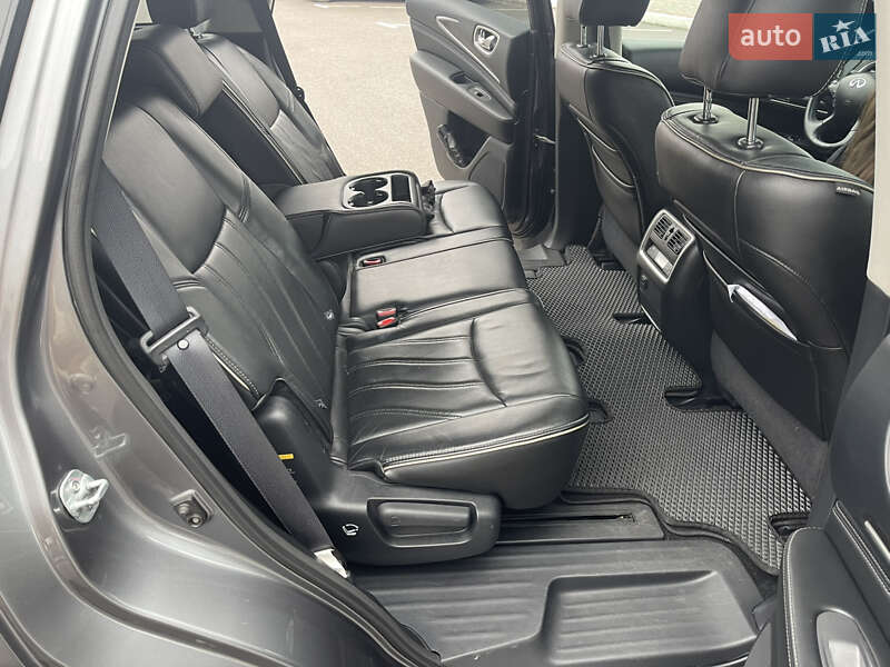 Внедорожник / Кроссовер Infiniti QX60 2016 в Белой Церкви