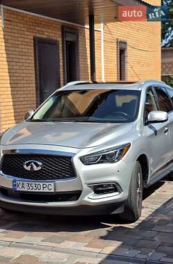 Позашляховик / Кросовер Infiniti QX60 2016 в Кременчуці