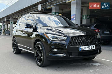 Внедорожник / Кроссовер Infiniti QX60 2016 в 