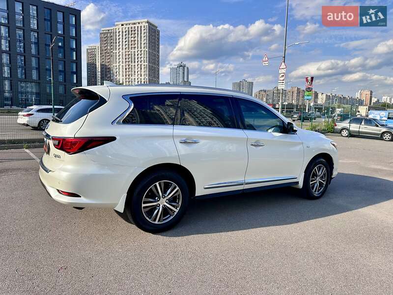 Позашляховик / Кросовер Infiniti QX60 2019 в Києві