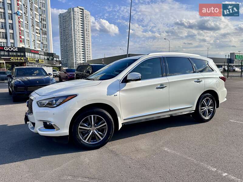 Позашляховик / Кросовер Infiniti QX60 2019 в Києві