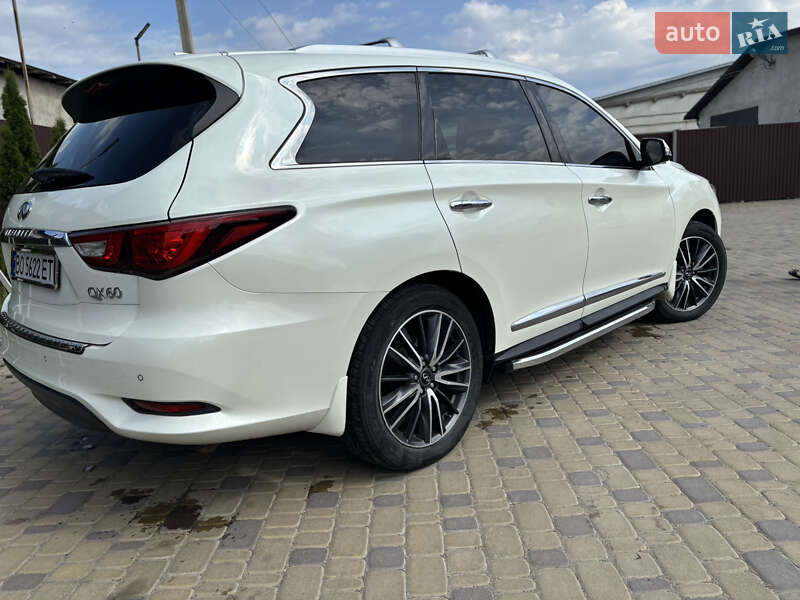 Внедорожник / Кроссовер Infiniti QX60 2017 в Тернополе