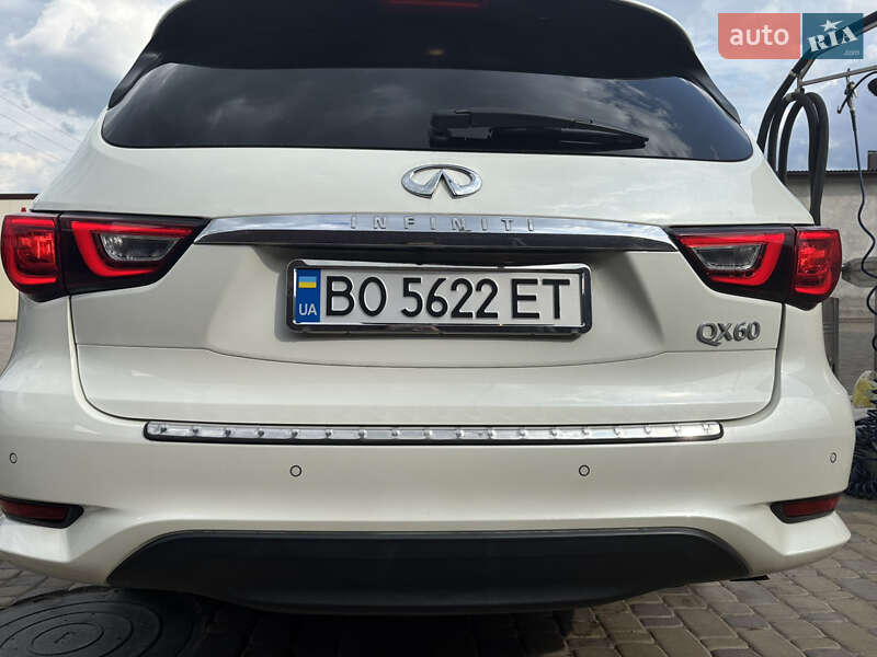 Внедорожник / Кроссовер Infiniti QX60 2017 в Тернополе