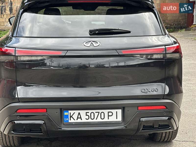 Внедорожник / Кроссовер Infiniti QX60 2024 в Киеве