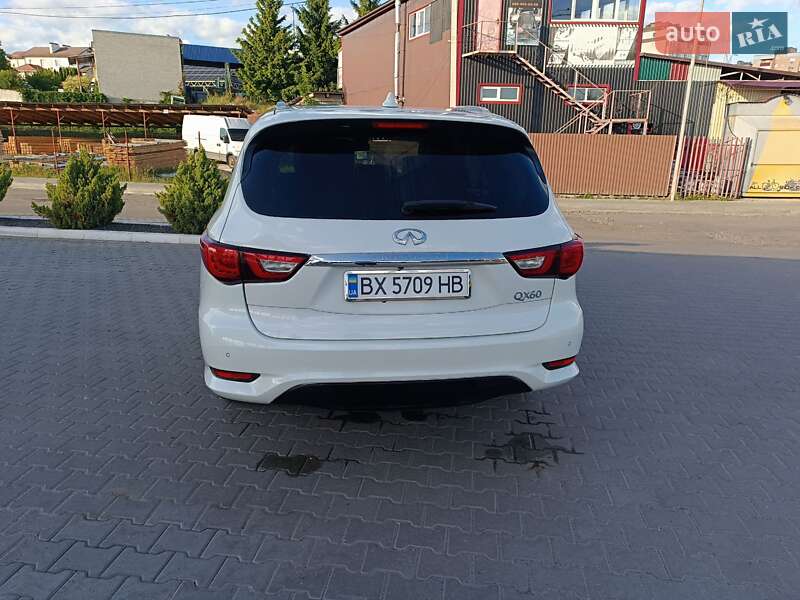 Позашляховик / Кросовер Infiniti QX60 2015 в Хмельницькому