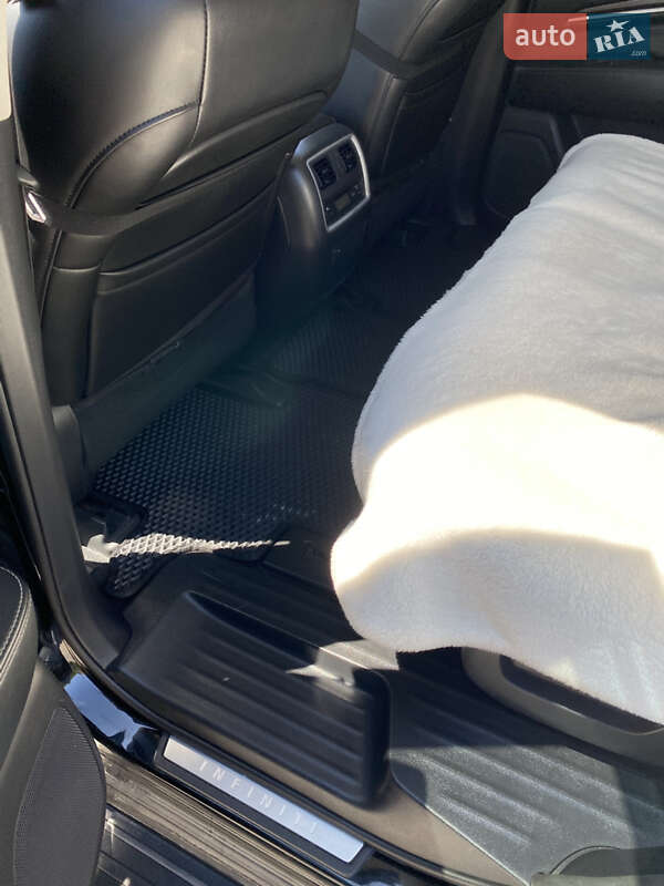 Внедорожник / Кроссовер Infiniti QX60 2016 в Львове фото 5 Внедорожник / Кроссовер Infiniti QX60 2016 в Львове