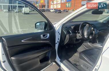 Внедорожник / Кроссовер Infiniti QX60 2014 в 
