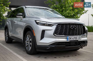 Внедорожник / Кроссовер Infiniti QX60 2023 в 