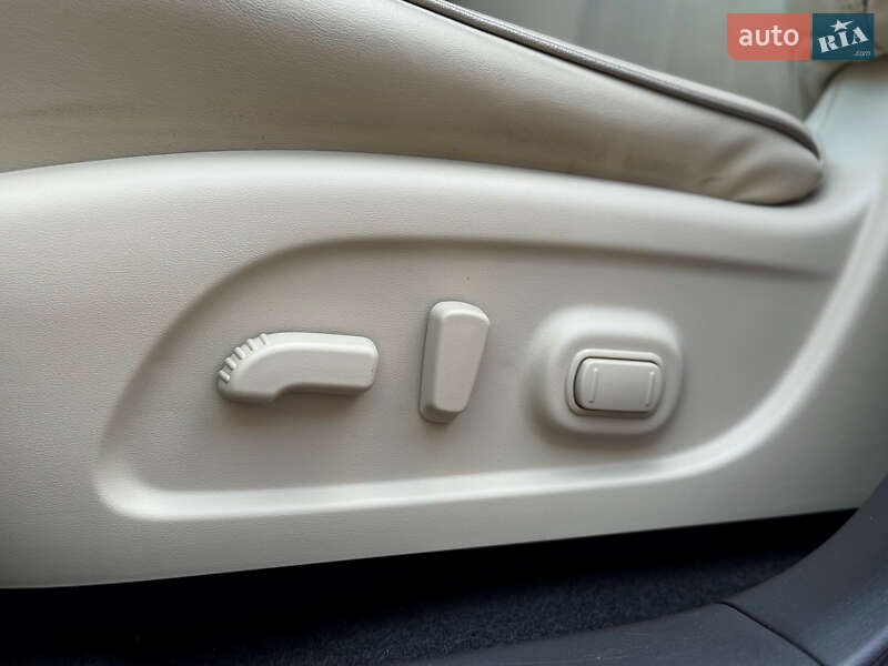 Внедорожник / Кроссовер Infiniti QX60 2020 в Киеве