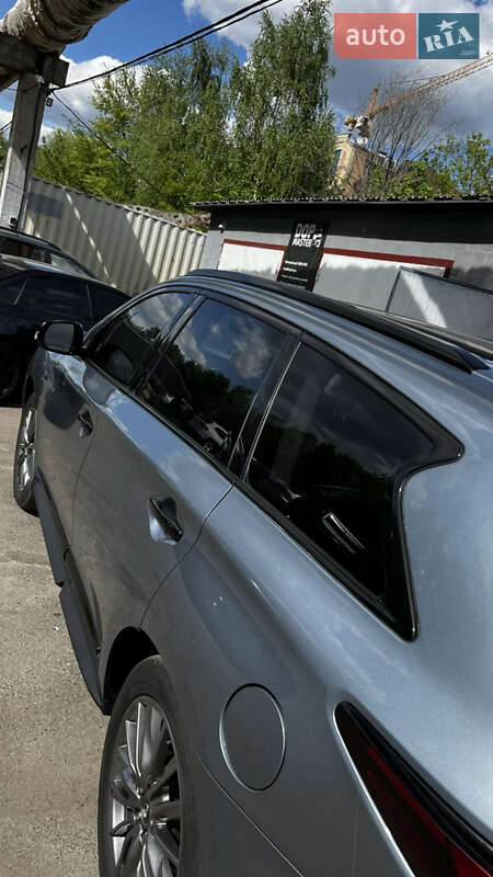 Позашляховик / Кросовер Infiniti QX60 2016 в Києві