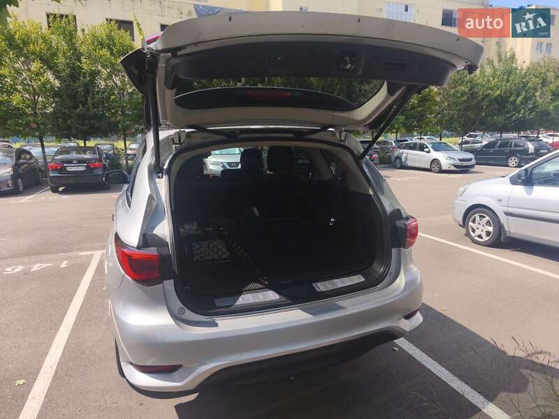 Внедорожник / Кроссовер Infiniti QX60 2019 в Киеве