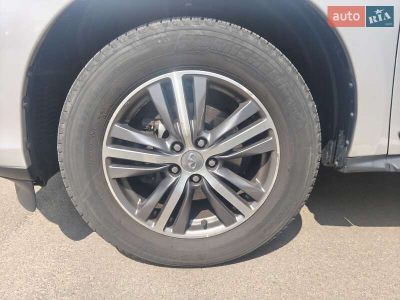 Внедорожник / Кроссовер Infiniti QX60 2019 в Киеве