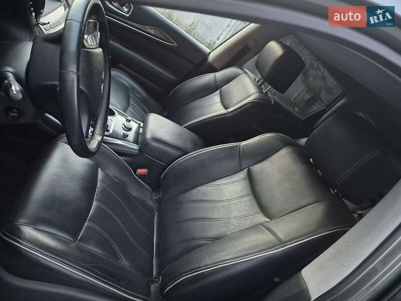 Внедорожник / Кроссовер Infiniti QX60 2017 в Каменском