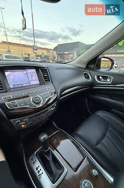 Внедорожник / Кроссовер Infiniti QX60 2013 в 