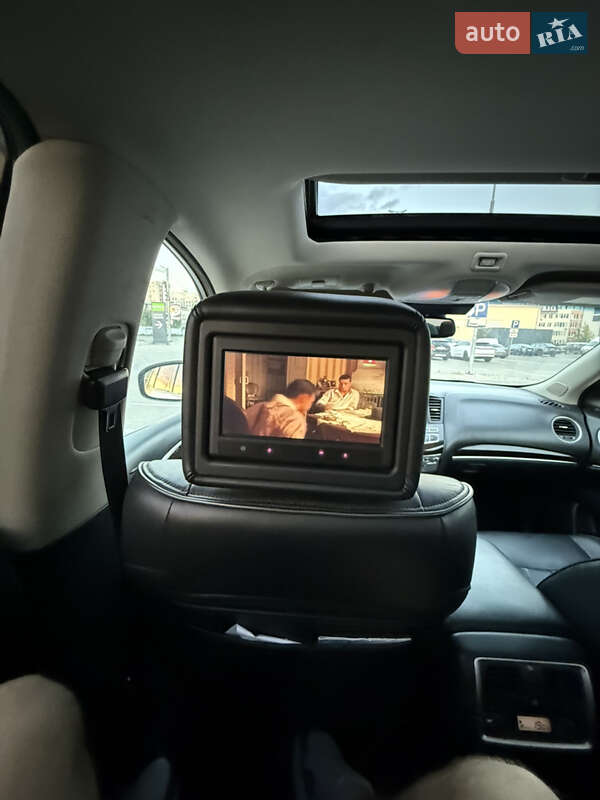 Внедорожник / Кроссовер Infiniti QX60 2013 в Киеве