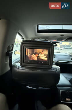 Внедорожник / Кроссовер Infiniti QX60 2013 в 