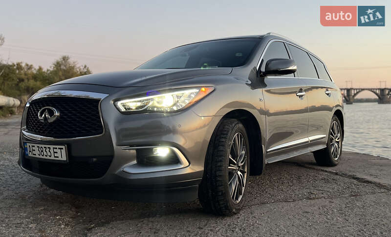 Внедорожник / Кроссовер Infiniti QX60 2016 в Днепре фото Внедорожник / Кроссовер Infiniti QX60 2016 в Днепре