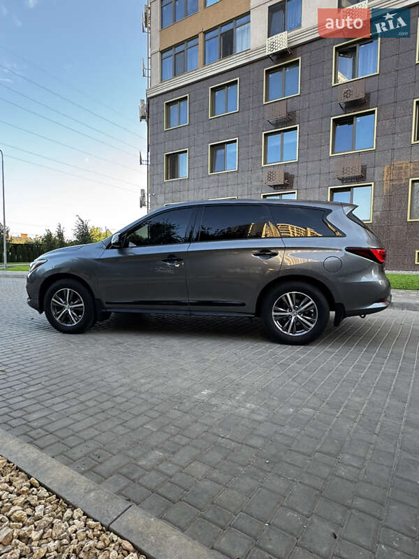 Внедорожник / Кроссовер Infiniti QX60 2016 в Одессе