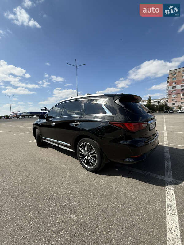Внедорожник / Кроссовер Infiniti QX60 2017 в Кропивницком