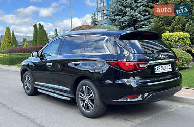 Внедорожник / Кроссовер Infiniti QX60 2018 в 