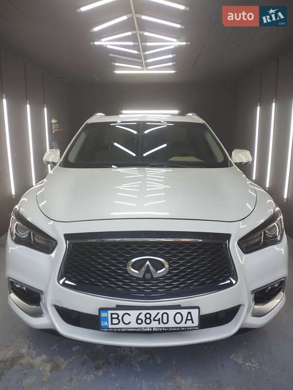 Внедорожник / Кроссовер Infiniti QX60 2016 в Львове