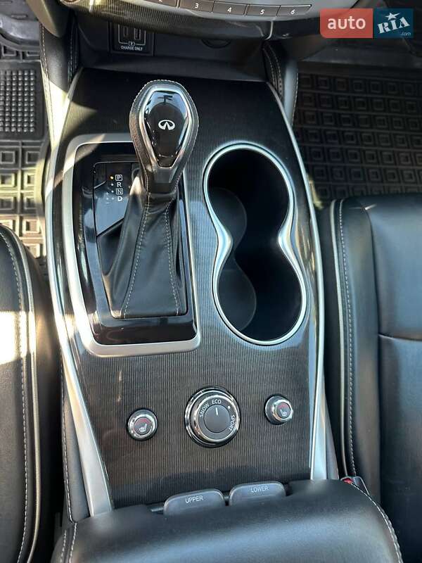 Внедорожник / Кроссовер Infiniti QX60 2018 в Полтаве