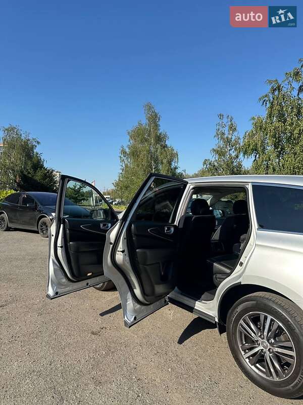 Внедорожник / Кроссовер Infiniti QX60 2018 в Полтаве