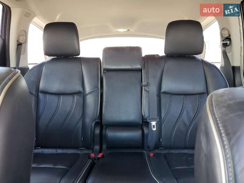 Внедорожник / Кроссовер Infiniti QX60 2017 в Днепре