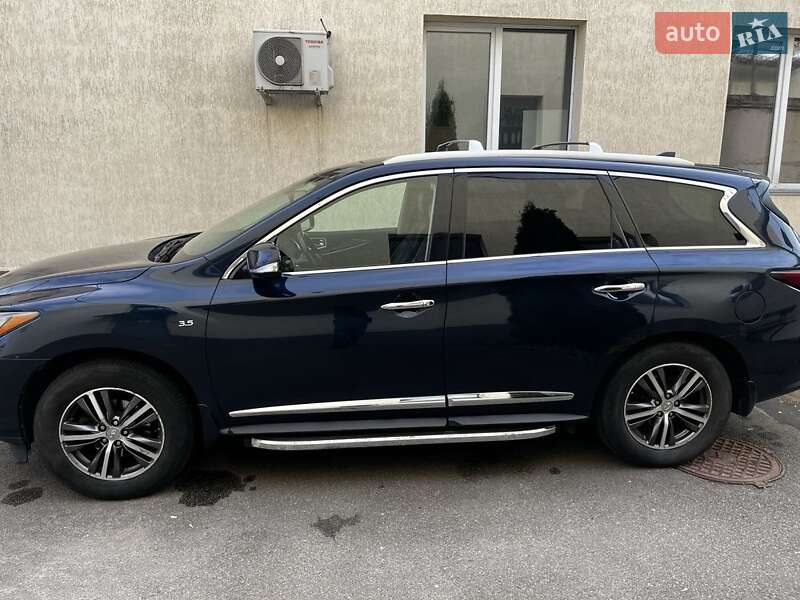 Позашляховик / Кросовер Infiniti QX60 2017 в Києві