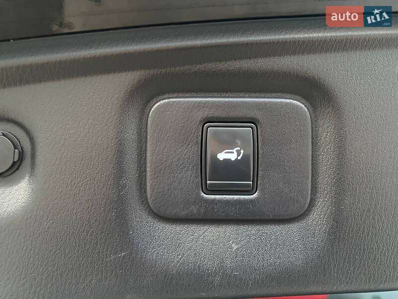 Внедорожник / Кроссовер Infiniti QX60 2017 в Киеве