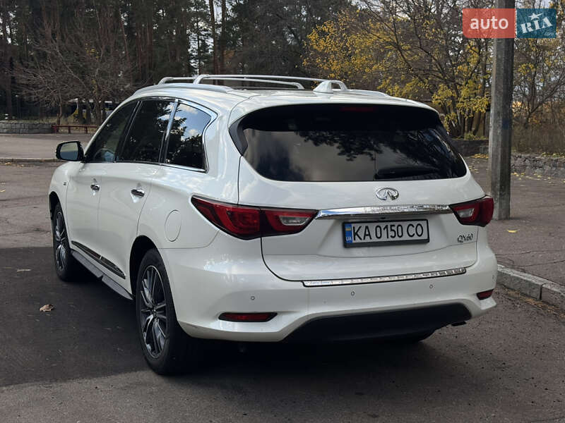 Позашляховик / Кросовер Infiniti QX60 2017 в Черкасах