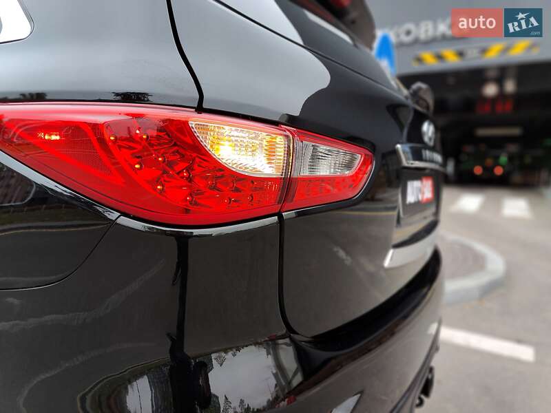 Внедорожник / Кроссовер Infiniti QX60 2014 в Киеве