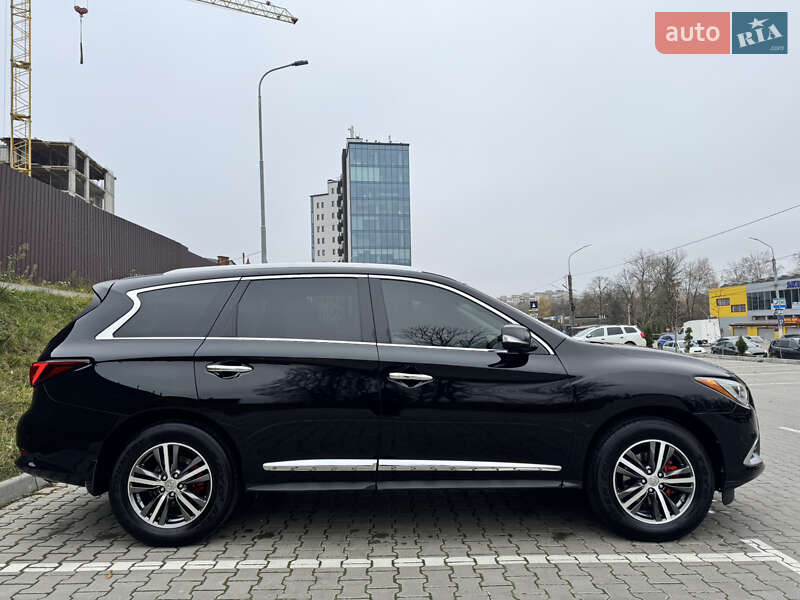 Внедорожник / Кроссовер Infiniti QX60 2016 в Тернополе