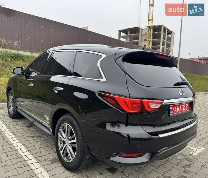 Внедорожник / Кроссовер Infiniti QX60 2016 в Тернополе