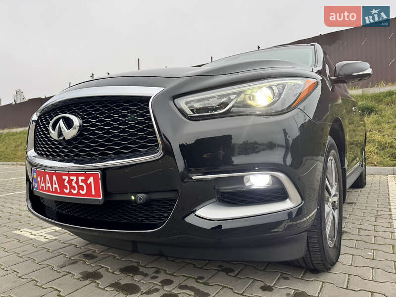 Внедорожник / Кроссовер Infiniti QX60 2016 в Тернополе