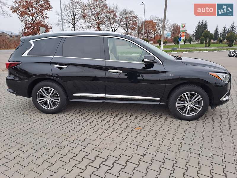 Внедорожник / Кроссовер Infiniti QX60 2016 в Коломые фото 8 Внедорожник / Кроссовер Infiniti QX60 2016 в Коломые