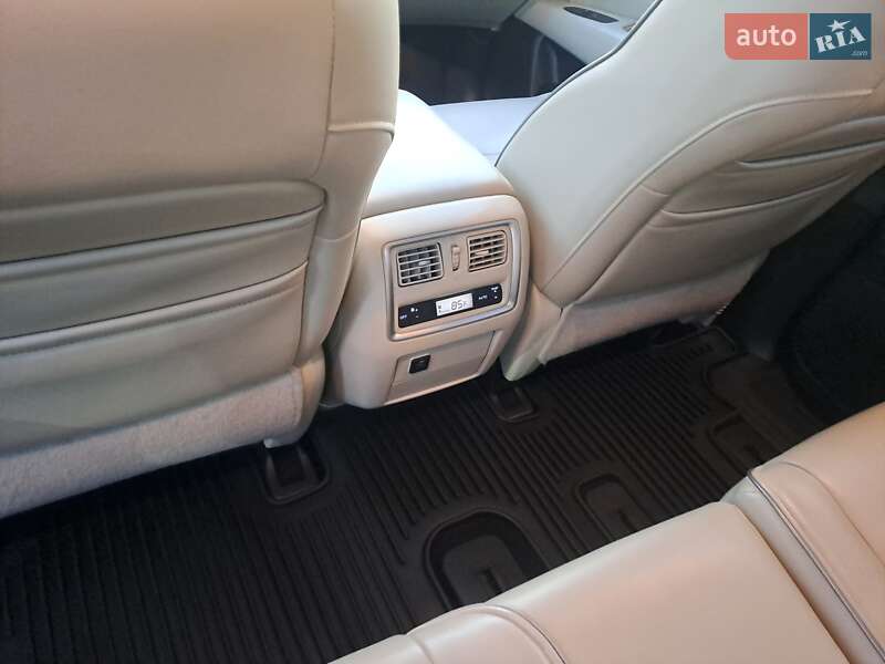 Внедорожник / Кроссовер Infiniti QX60 2016 в Коломые фото 16 Внедорожник / Кроссовер Infiniti QX60 2016 в Коломые