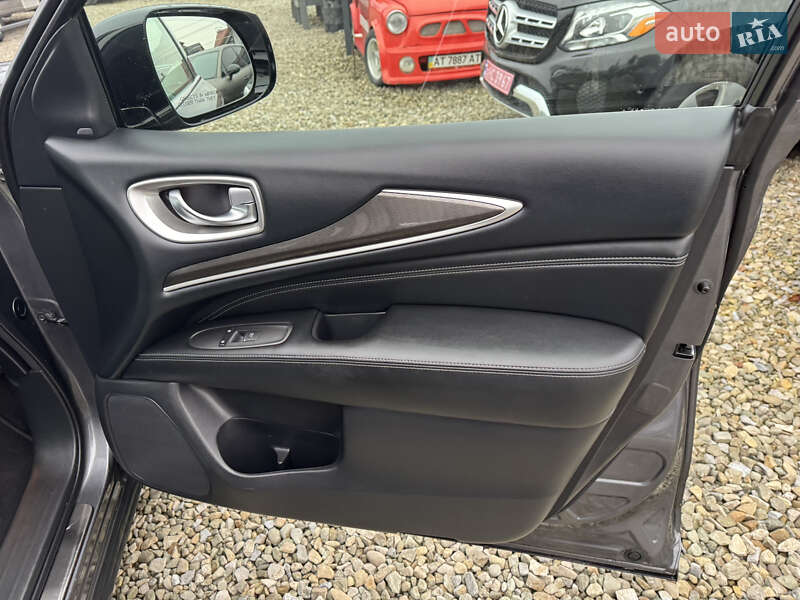 Внедорожник / Кроссовер Infiniti QX60 2016 в Ивано-Франковске