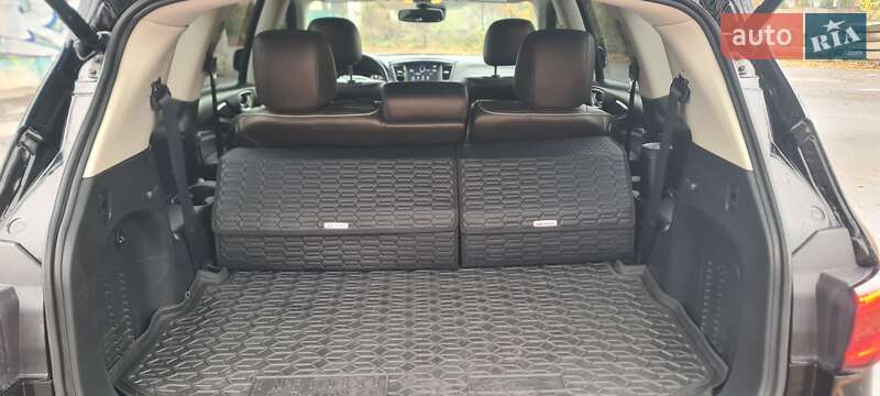 Внедорожник / Кроссовер Infiniti QX60 2018 в Днепре