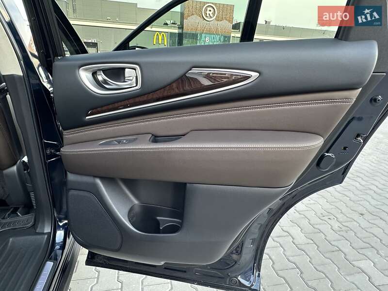 Внедорожник / Кроссовер Infiniti QX60 2020 в Киеве