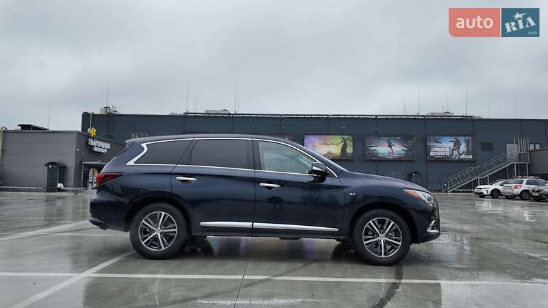 Внедорожник / Кроссовер Infiniti QX60 2019 в Киеве