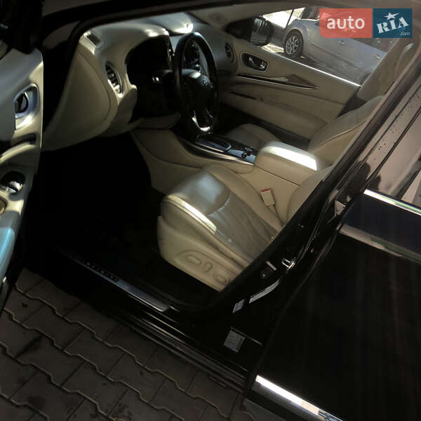 Позашляховик / Кросовер Infiniti QX60 2015 в Вінниці